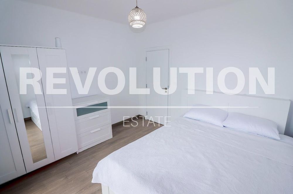 Дава се под наем Двустаен апартамент в Варна, Бриз - 70 кв.м за 350 € - Снимка #4