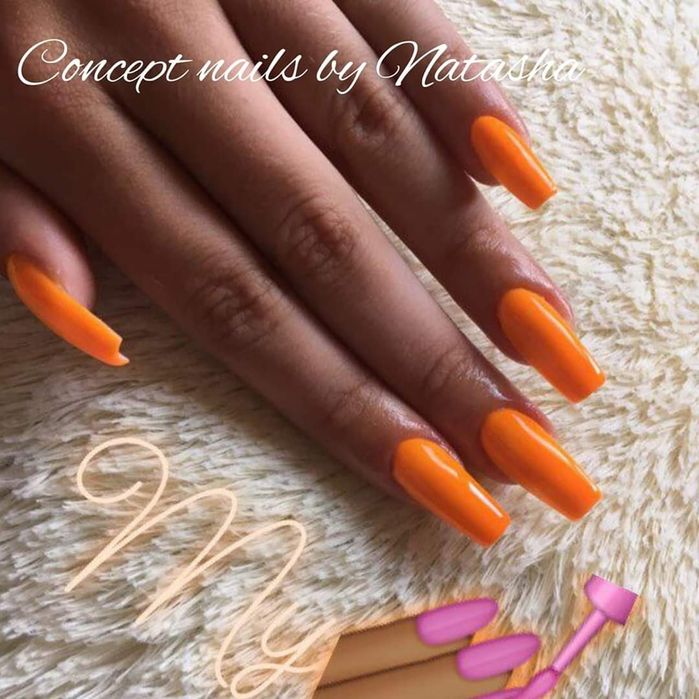 Tehnician nails semipermanent