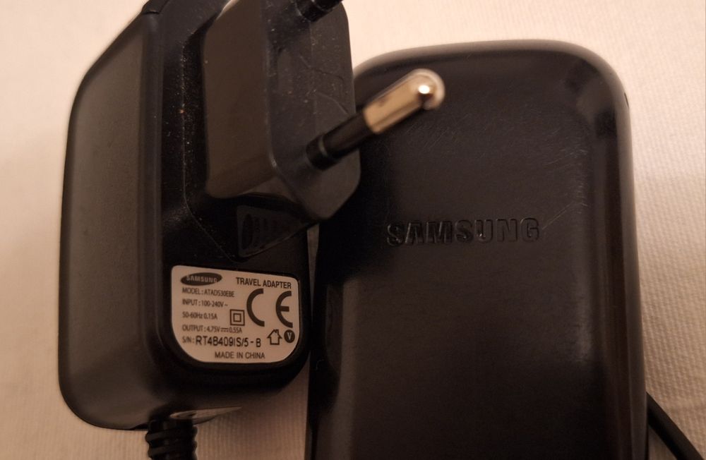 Samsung Keystone2 - telefon pentru seniori / elevi