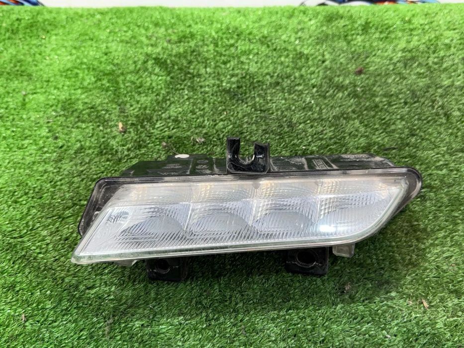 LUMINA DE ZI PROIECTOR CEATA FATA STANGA RENAULT CLIO 1.5 DIESEL 2015 COD OEM 89208551 266059493R 2012-2018