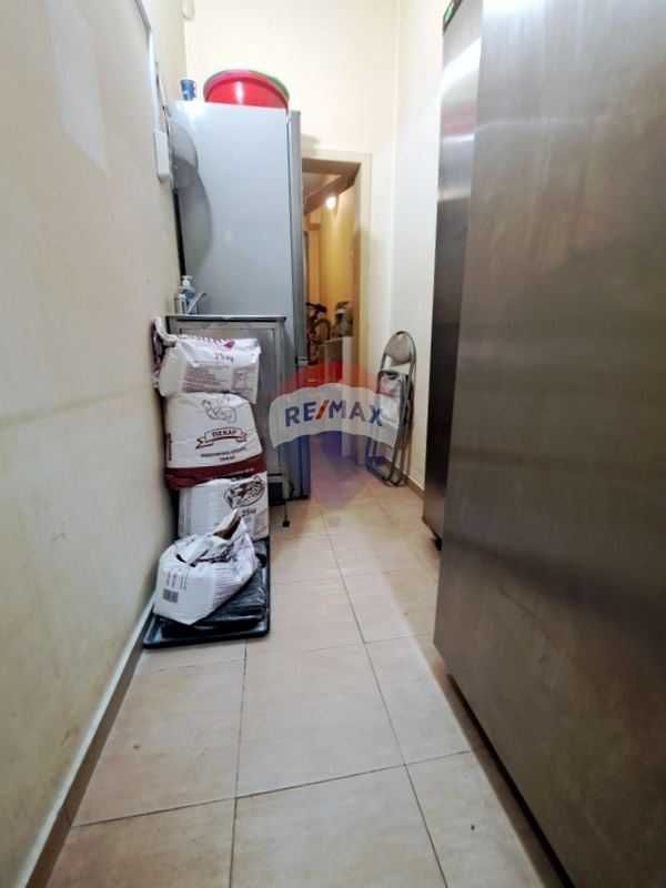 Продава се Магазин в Варна, Цветен квартал - 71 кв.м за 2324 €/кв.м - Снимка #6