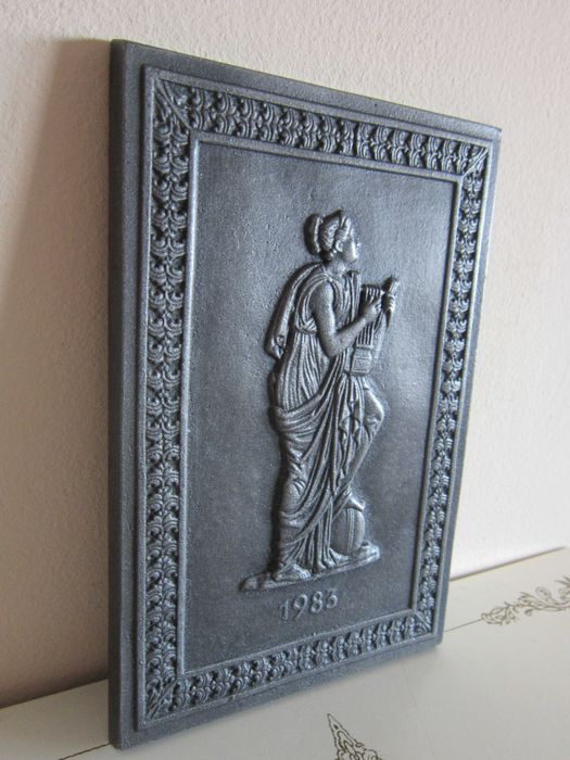 cadou rar Art Noveau fonta Buderus 1983 Germania Muza dansului,muzicii