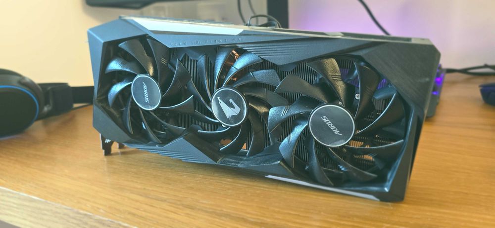 Placa video Nvidia RTX 3070 Aorus Master 8GB GDDR6