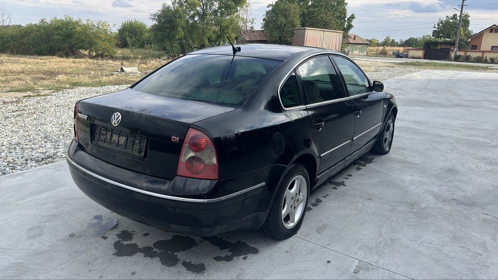 Dezmembrez passat b5.5