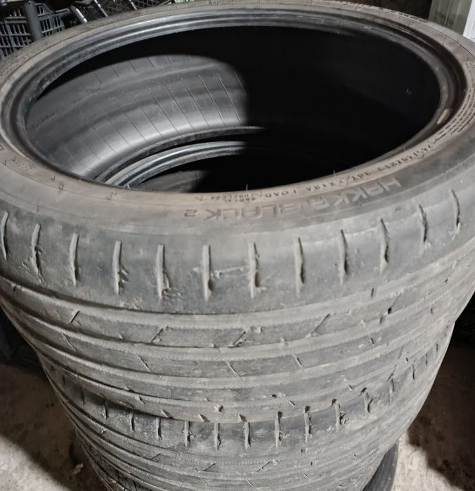 Шины R19  245/40  Б/У