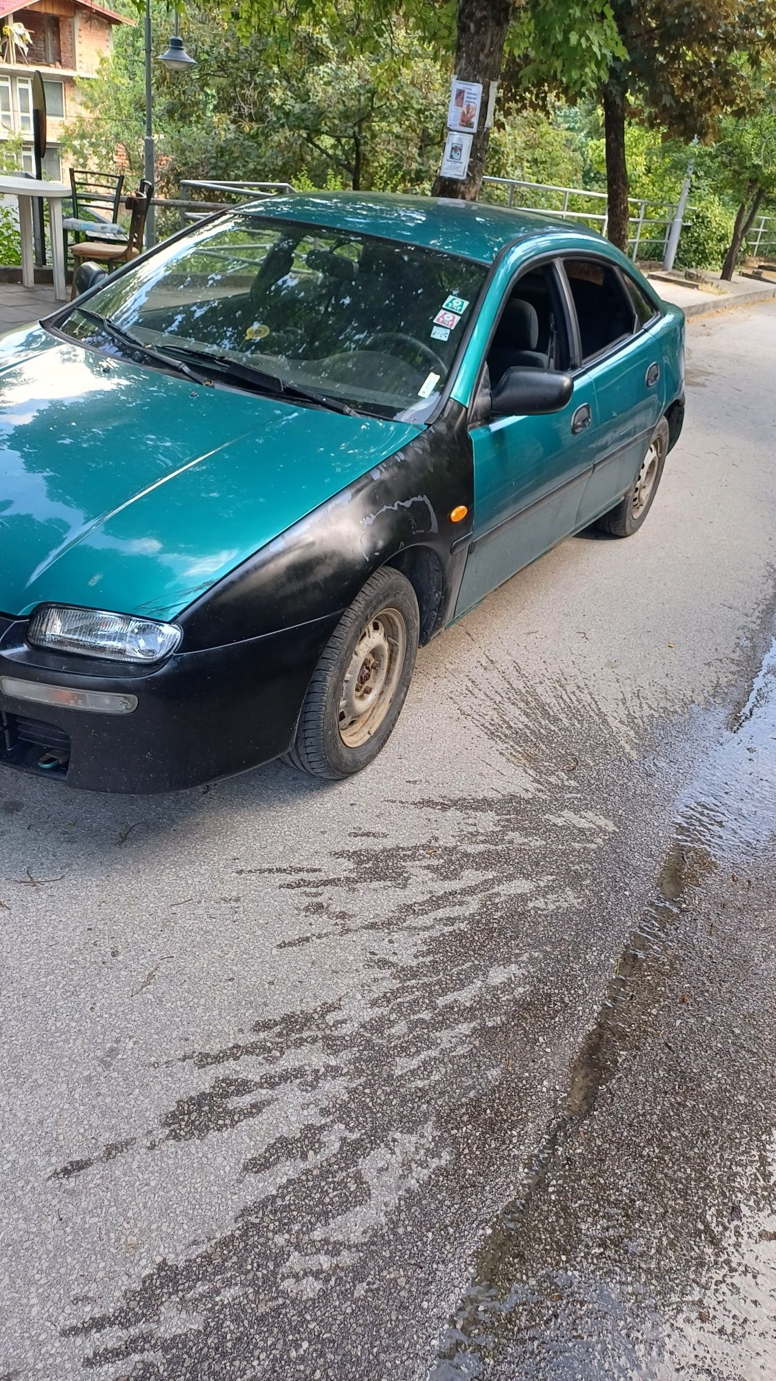 Mazda 323f 1.5..