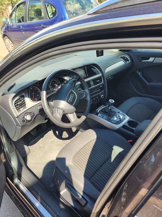 Se vinde urgent . Audi a4 b8