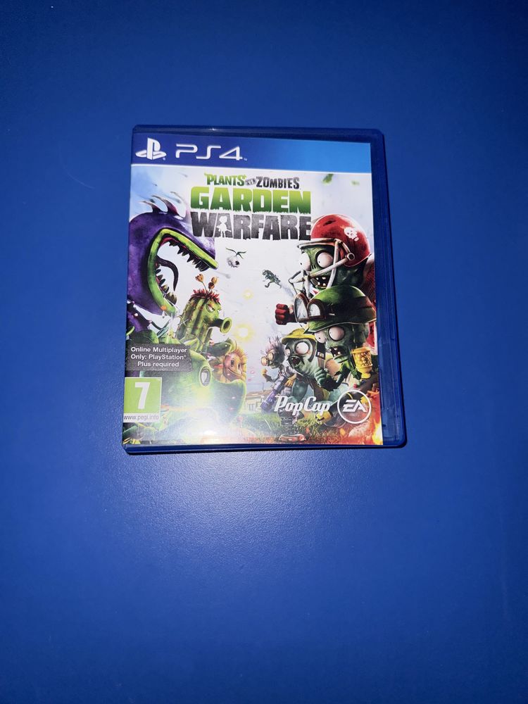Ps4 с два джойстика и 3 игри