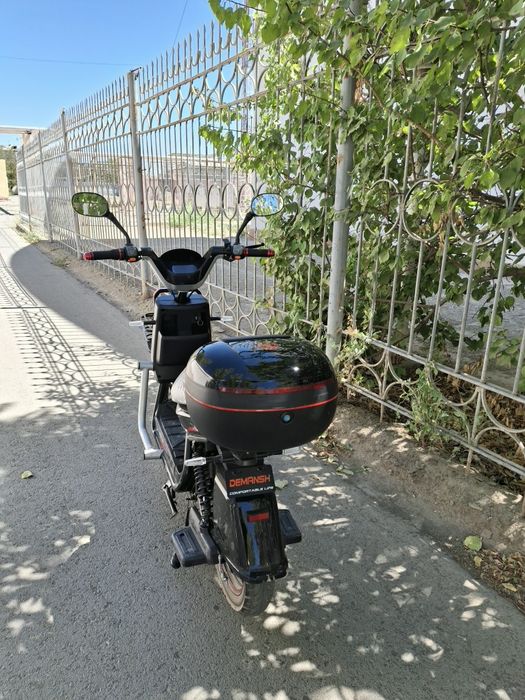 Skuter demansh zudlik