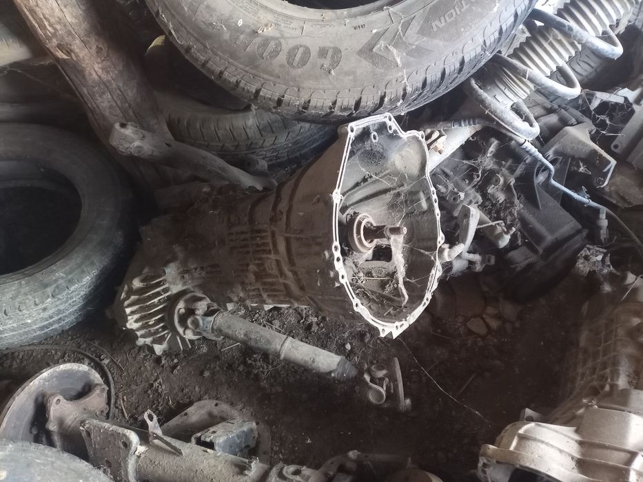 Cutie viteze manuala Opel frontera 2,3 d,golf 3 4x4,Ford transit 1997