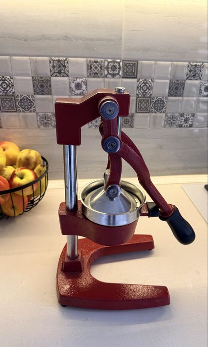 Storcator manual de fructe