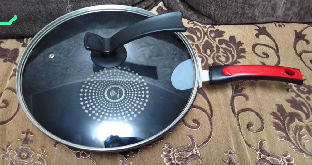 Продам новую сковороду