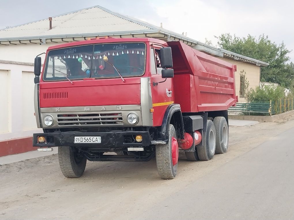 KAMAZ  sotiladi 1982
