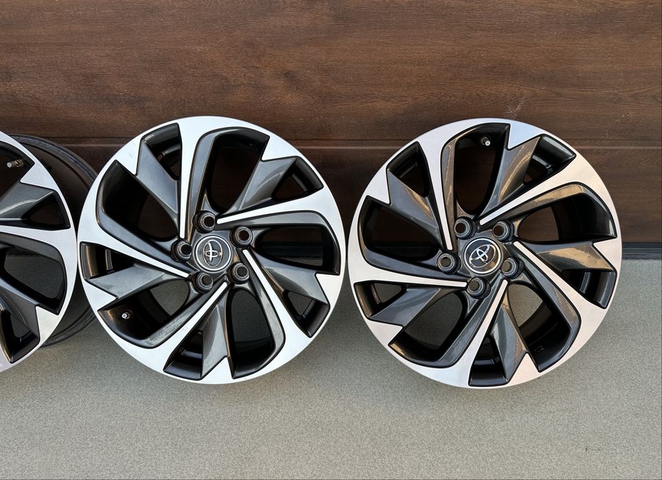 Jante 17 5x114,3 Originale Toyota Auris, Corolla, Yaris, Suzuki