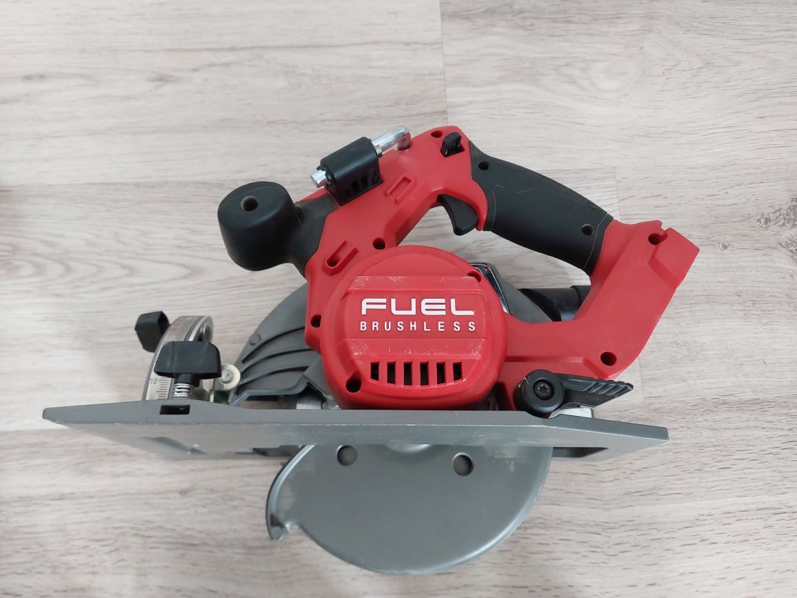 Circular mana milwaukee m18 CCS66, 2020, puțin folosit