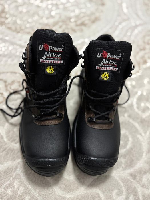 Bocanci de protectie U Power