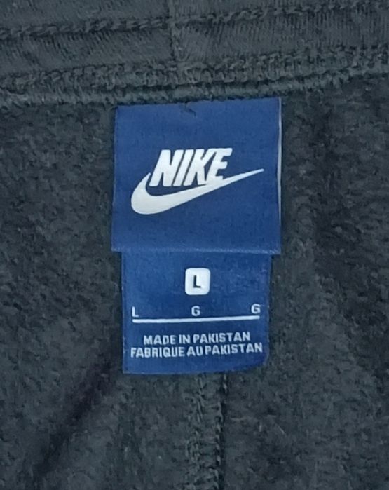 Nike Sportswear Fleece Sweatpants оригинално долнище L Найк долница