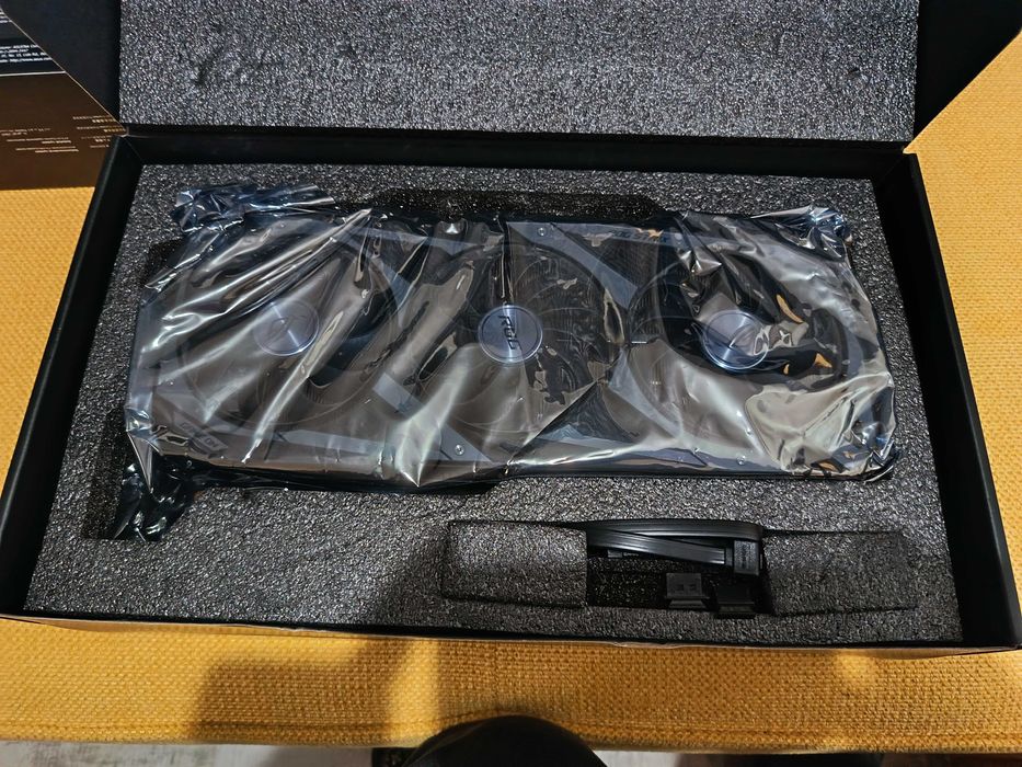 ROG Strix GeForce RTX 3080 OC Edition 10GB GDDR6X