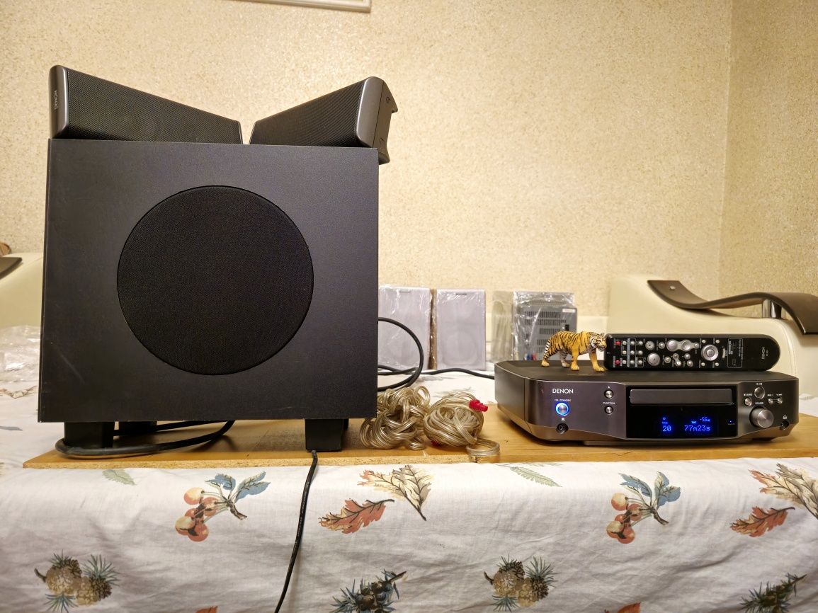 Denon S-102. Un 2.1 fantastic. Model premium. Impecabil. Preț fix !