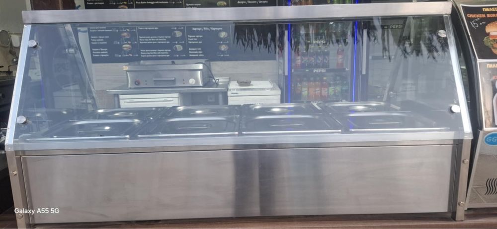 Топла витрина с нагревател