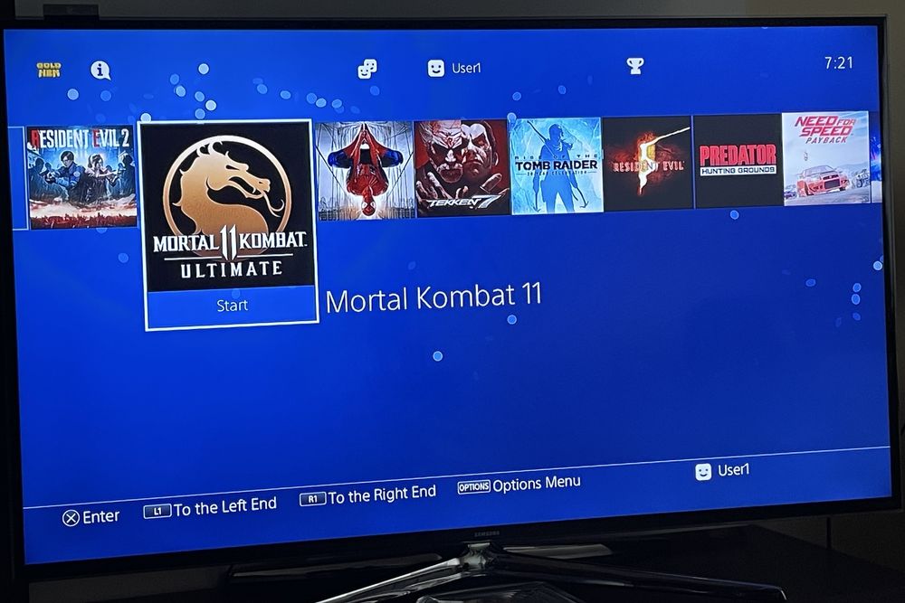 PS4 pro modat ( 1 TB )