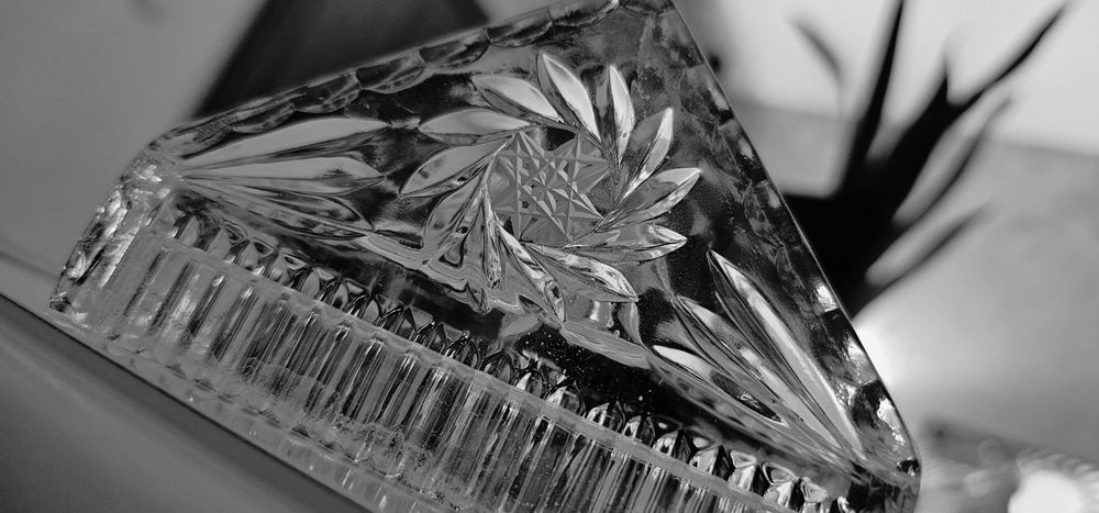 Винтидж / Кристален салфетник
40 лв