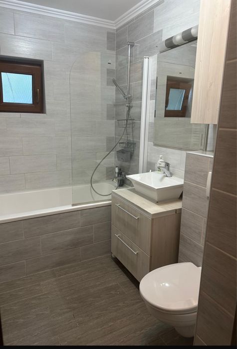 Inchiriez apartament 3 camere Micalaca