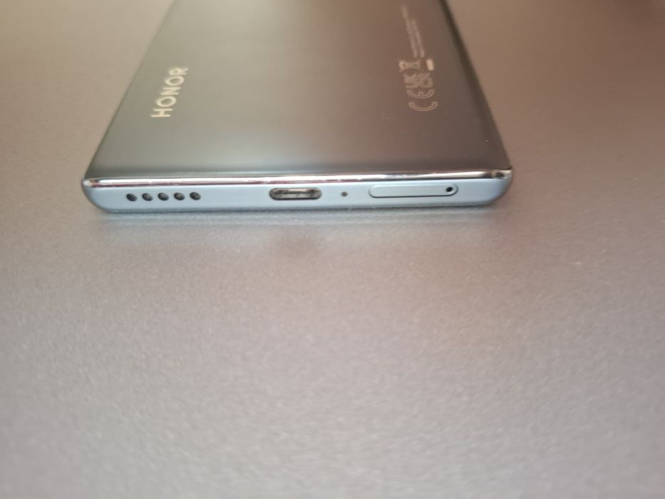 Honor 70 5G, 256 Gb spatiu stocare, 8 Gb RAM