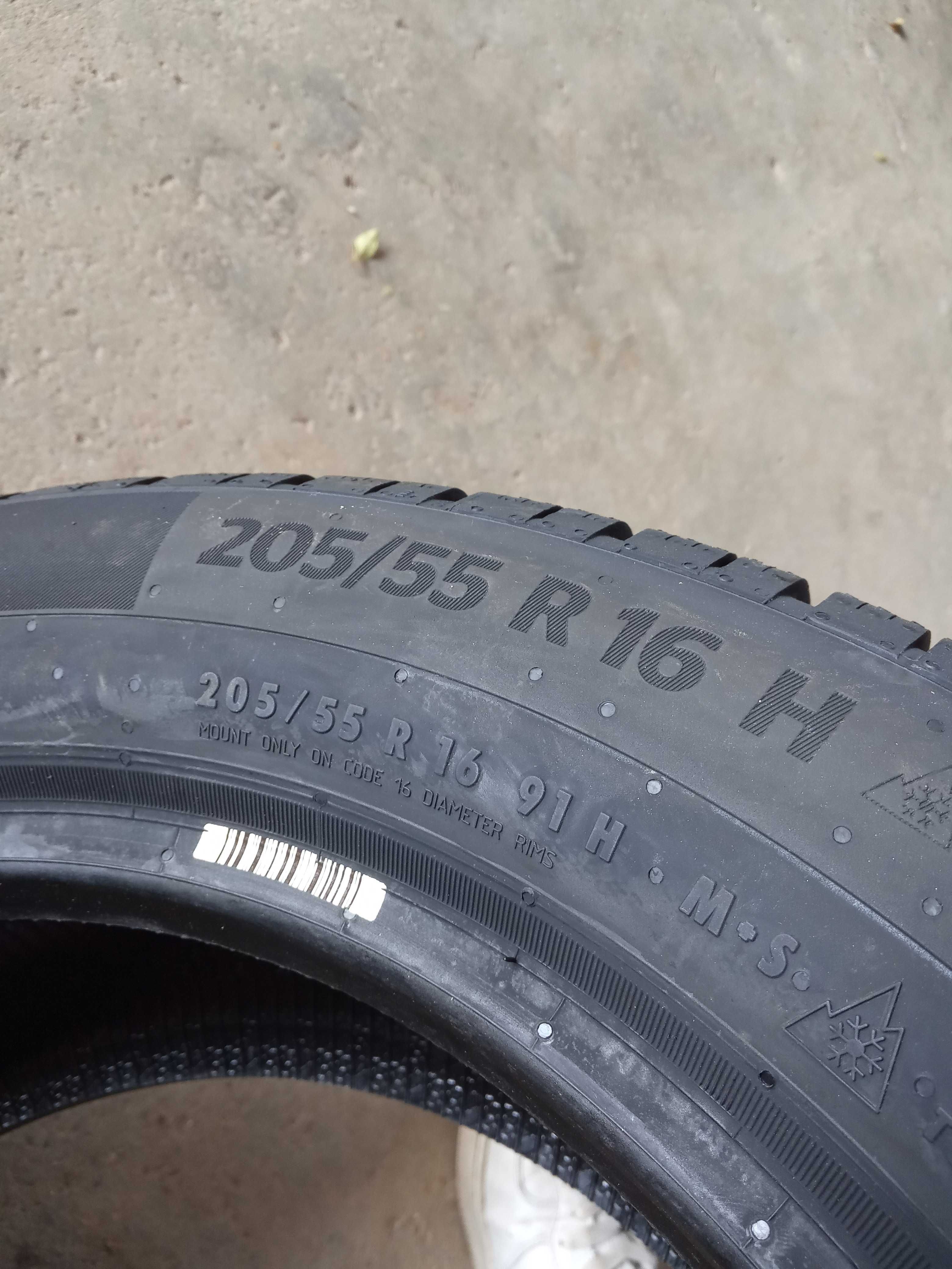 4 Нови зимни гуми 205/55 R16 Continental WC TS860S * SSR RUNFLAT 91H