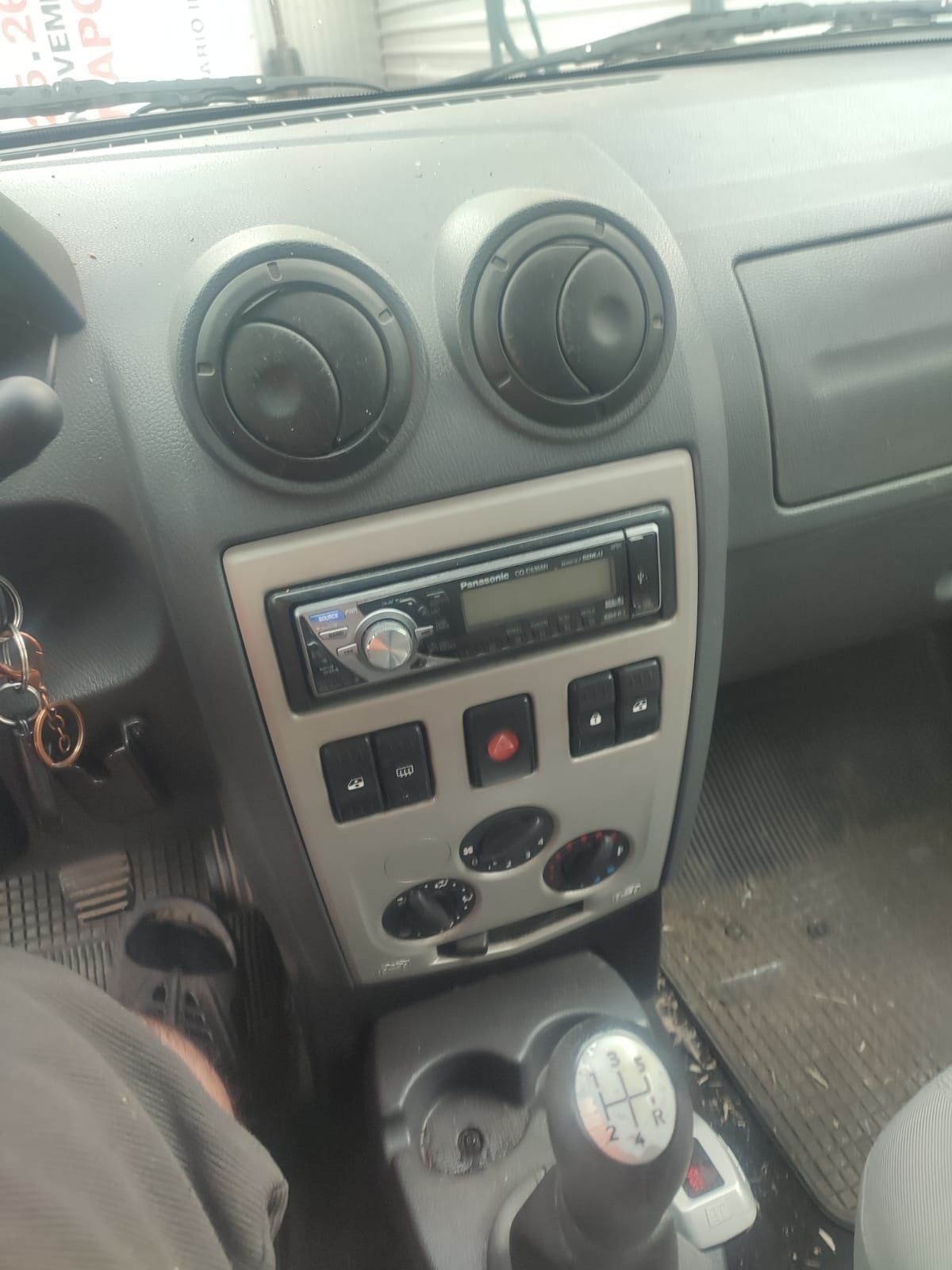 Vand dacia logan