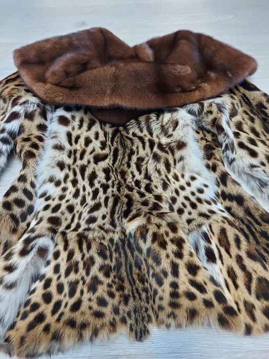 Шуба шикарная рысь натуральная легкая теплая