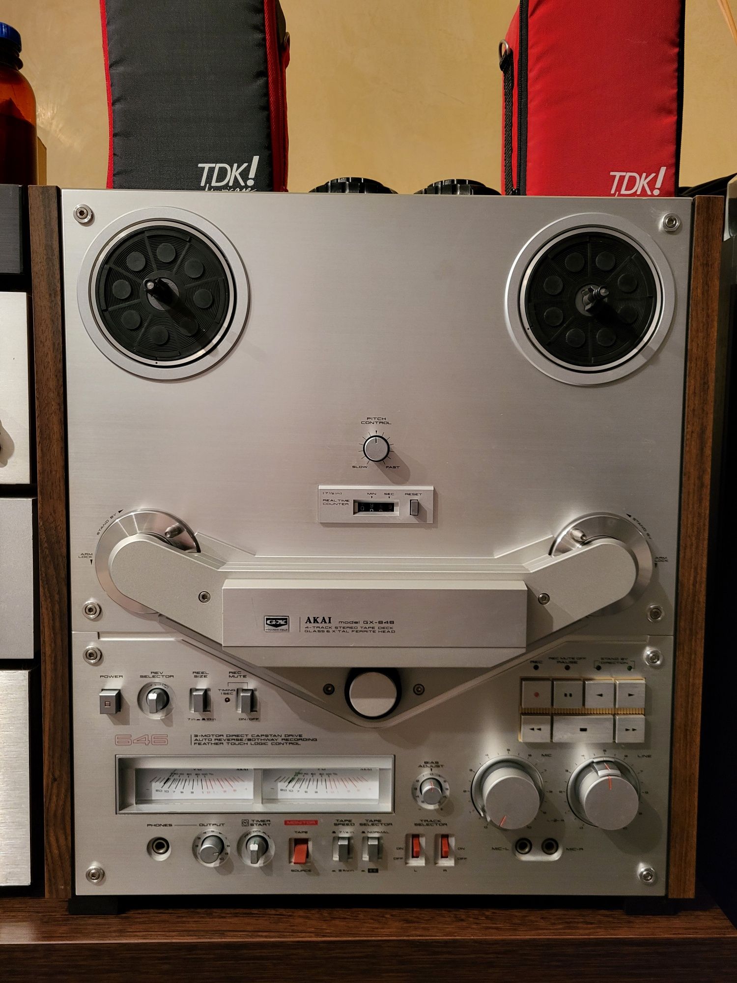 Magnetofon Akai gx 646