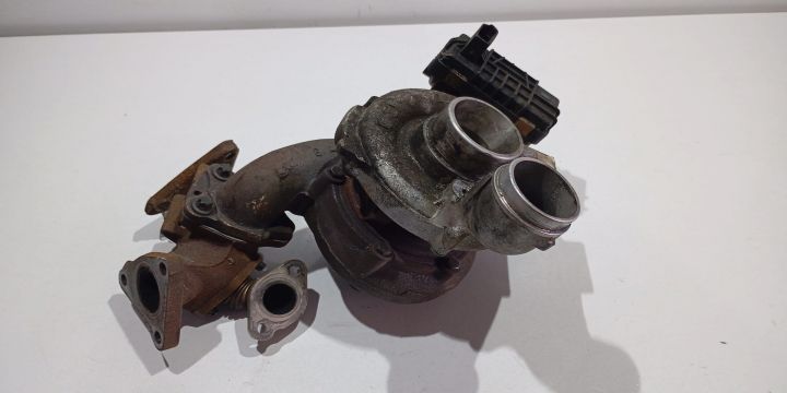 Turbosuflanta A6420900280 3.0CDI Mercedes-Benz C-Class W204/S204 [200