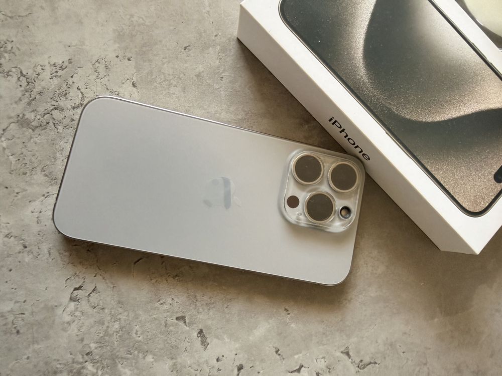 Iphone 15 pro 128 GB