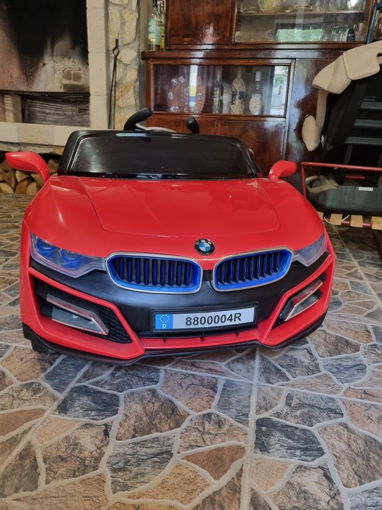 Акумулаторна кола BMW
