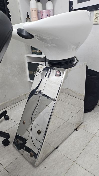 Мивка фризьорска