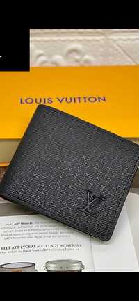 Portmoneu Louis Vuitton model 2024