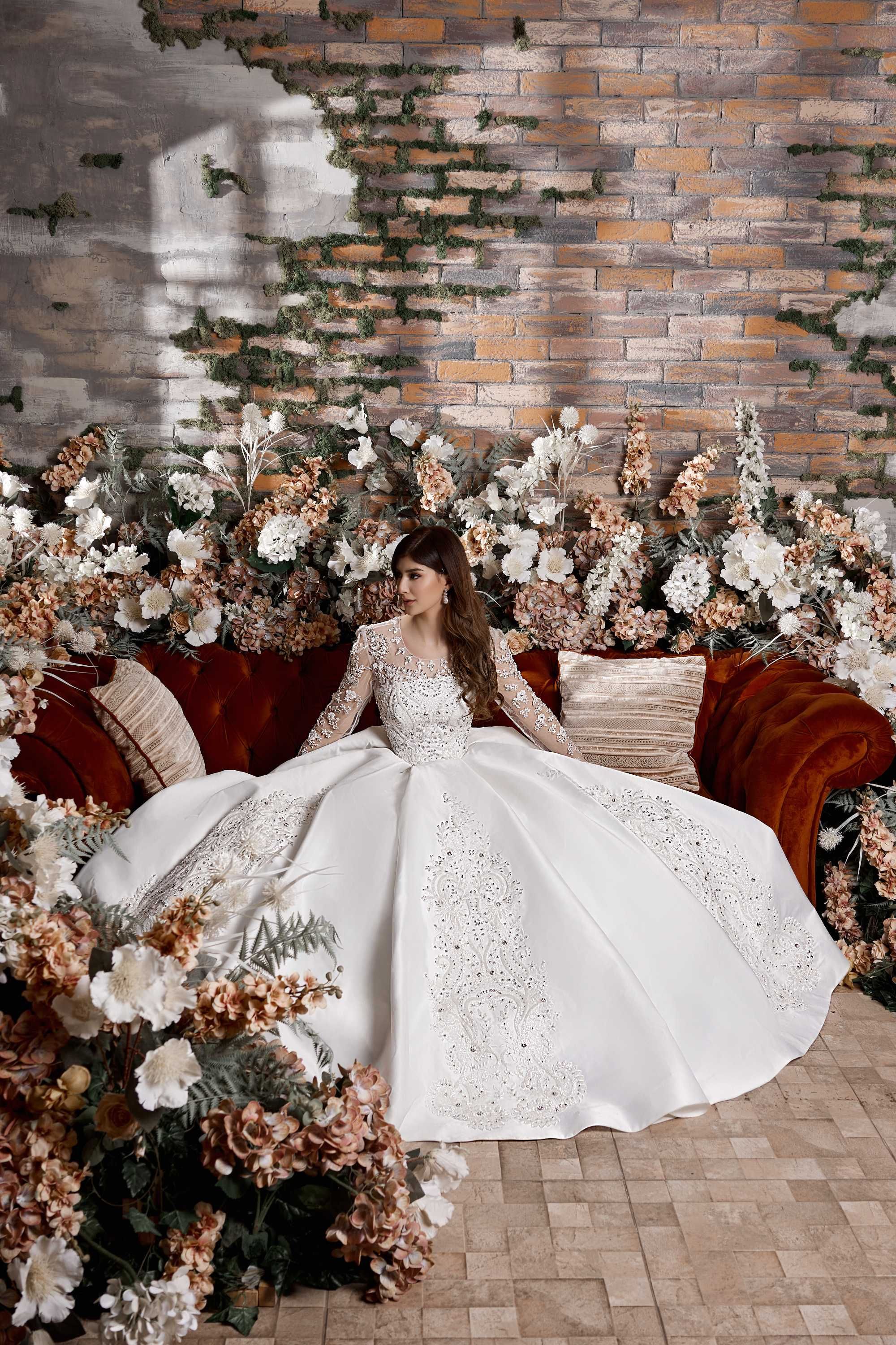 Asiya Свадебные платье ELEGANT BRIDE