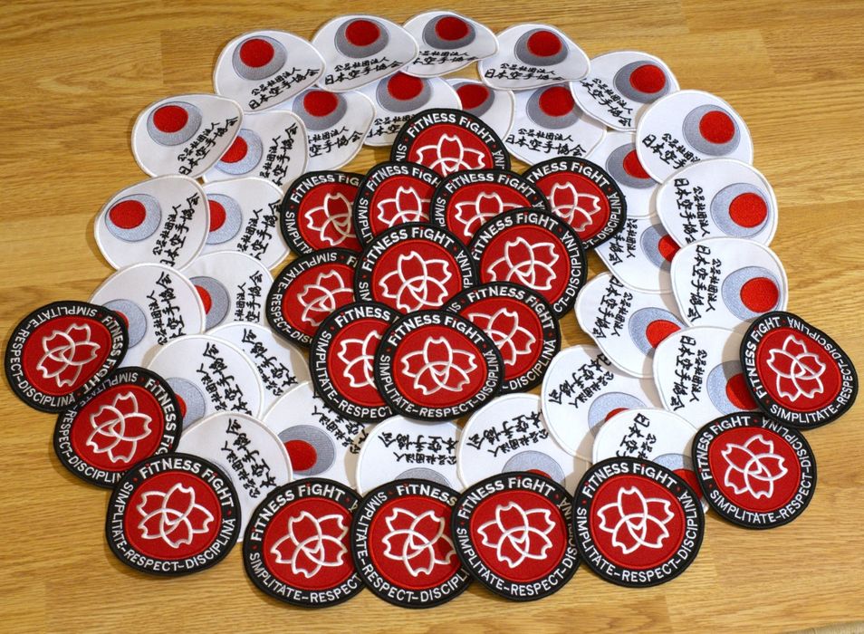 Patch uri brodate, embleme, logo uri, personalizare prin broderie, etc