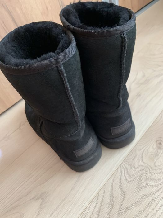 Ugg marimea 40 originale