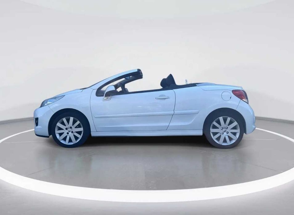 PEUGEOT 207 CC an 2010