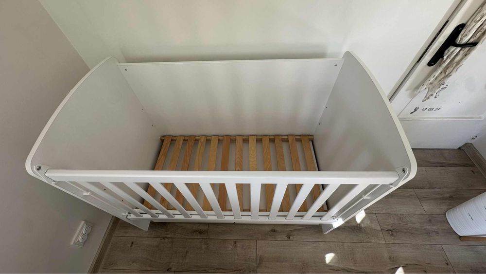 Дървено детско легло ( люлеещ механизъм)