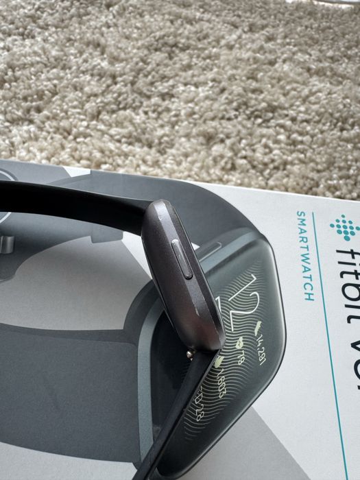 FitBit Versa 2  Smartwatch