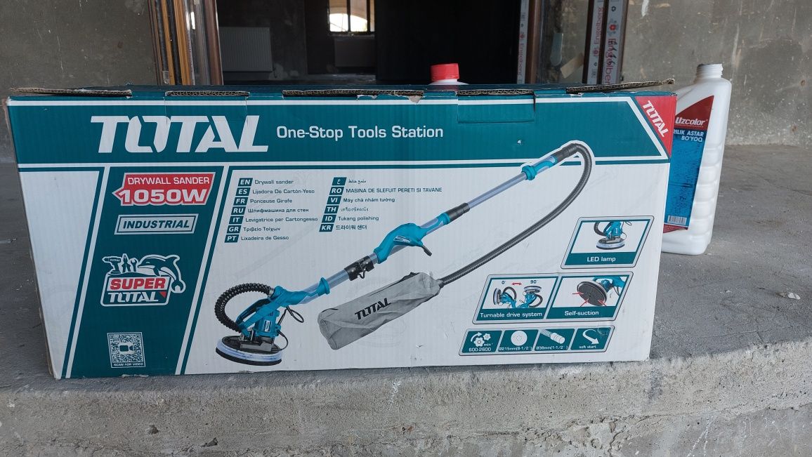 Shkurka aparat Total 1050w