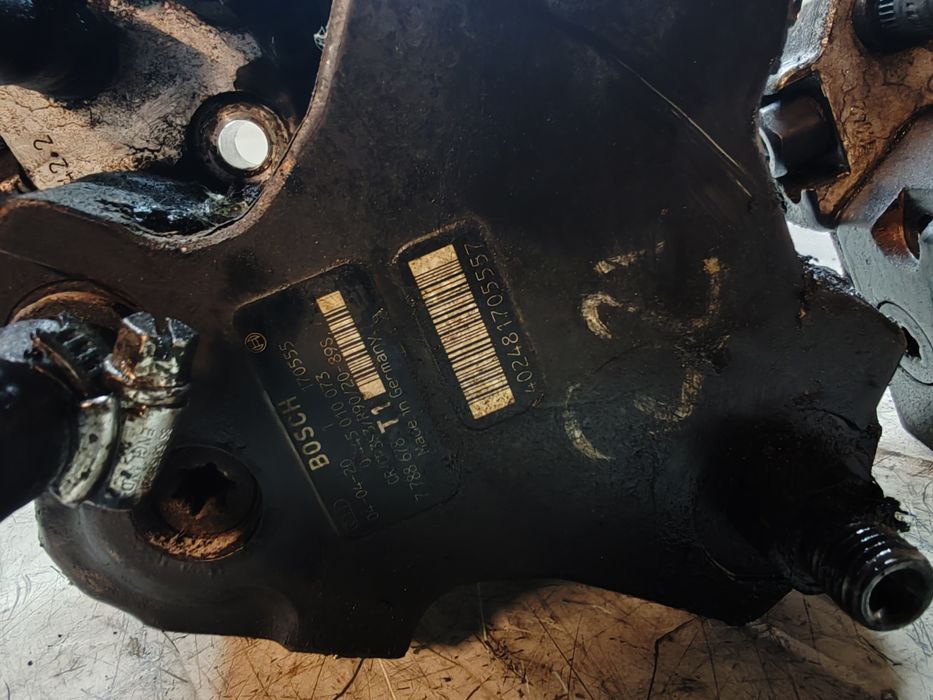 Pompa înaltă presiune BMW E60 e61 525d 400lei