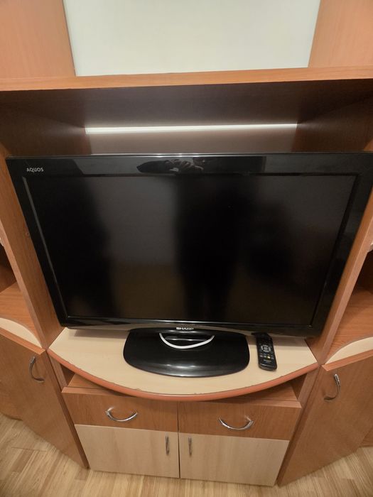 TV LCD Sharp, 32", 80 cm