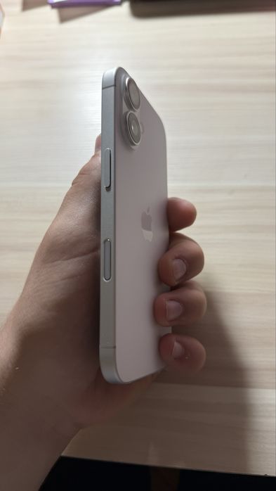 Iphone 16 93% battery