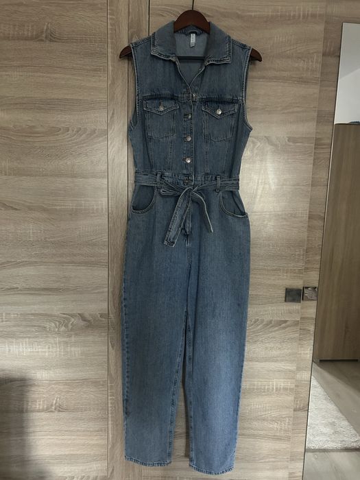 Vand salopeta blugi dama noua