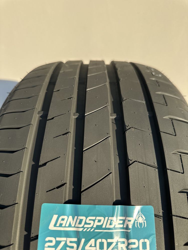 Нови летни гуми LANDSPIDER SPORTRAXX UHP 275/40R20 106Y XL Нов DOT