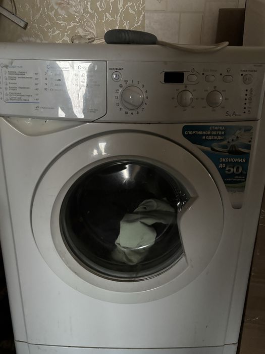 Продам стиральную машинку